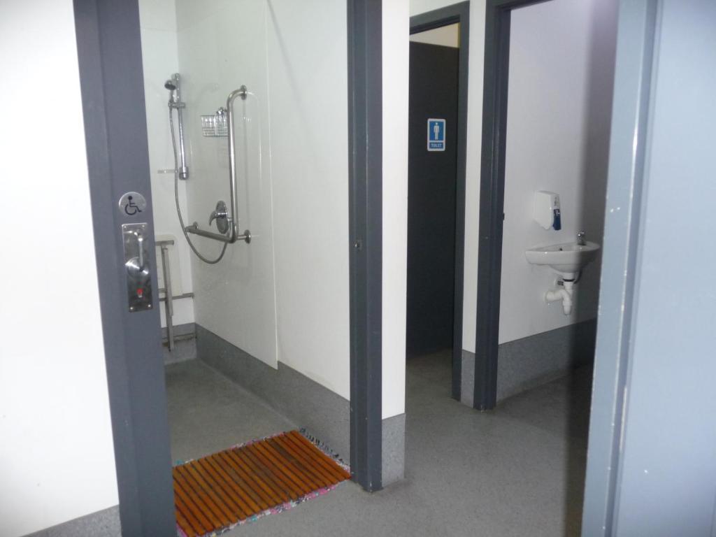 Mount Backpackers Hostel Mount Maunganui Exterior photo